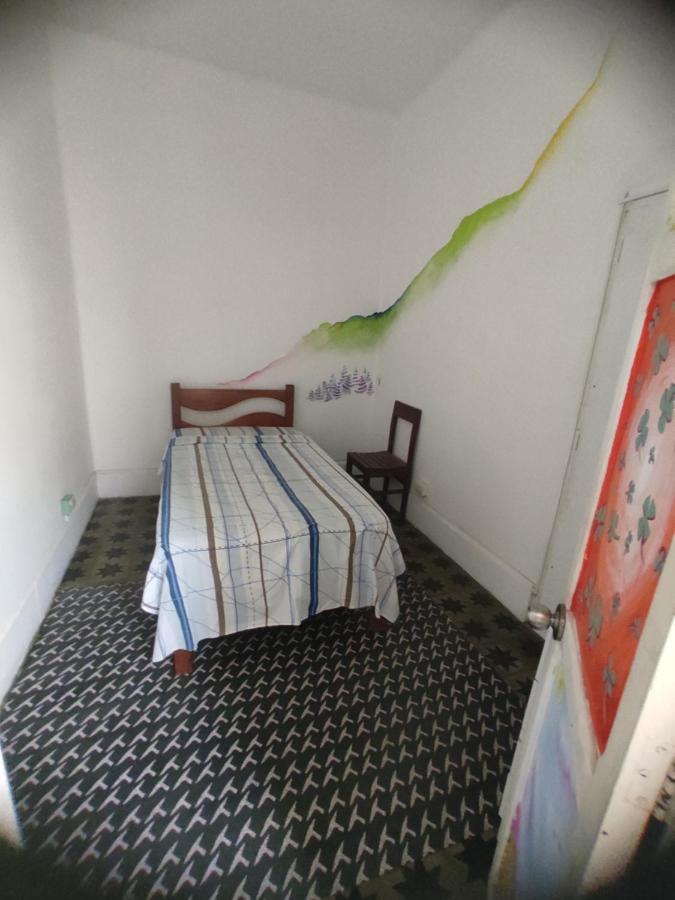 717 Pizarro Guesthouse Trujillo Bagian luar foto
