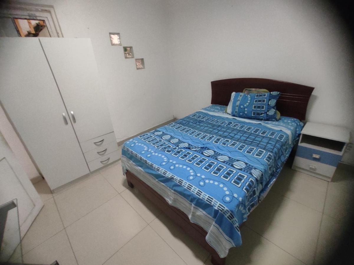 717 Pizarro Guesthouse Trujillo Bagian luar foto