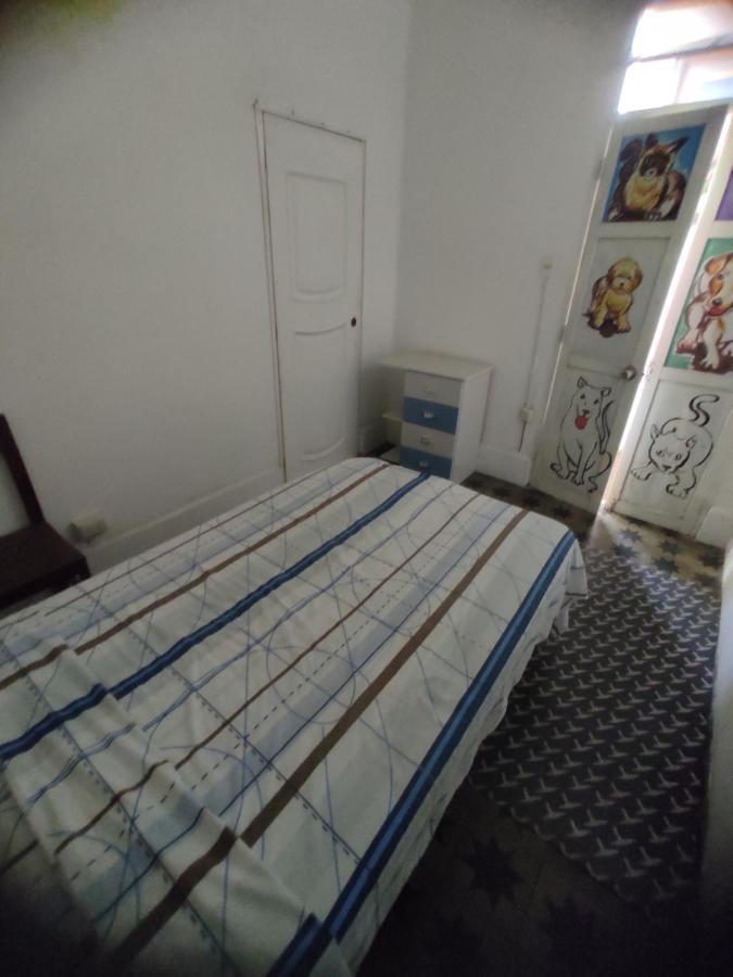 717 Pizarro Guesthouse Trujillo Bagian luar foto